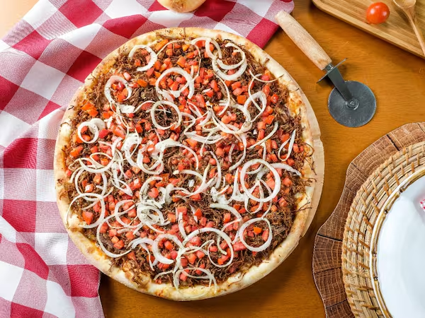 Combo Pizza Carne de Sol +Refrigerante Guaraná Antarctica 1L