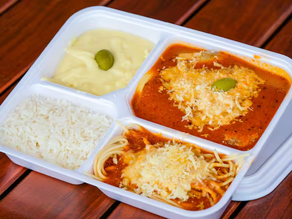 Filé à Parmegiana + Guarana Antarctica Lata